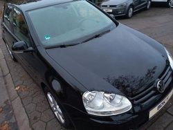 Brillantschwarz Gebraucht 2008 VW Golf V United Limousine | 6.450 € (Teuer)
