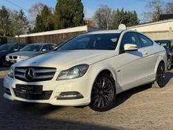 Weiß Gebraucht 2012 Mercedes C250 Coupé | 10.999 € (Guter Preis)