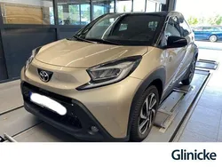 Beige Gebraucht 2023 Toyota Aygo Pulse Kleinwagen | 17.880 € (Fairer Preis)