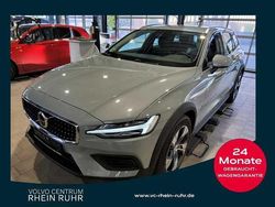 Gebraucht 2023 Volvo V60 CC Kombi | 36.990 € (Guter Preis)