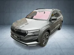 Grau Gebraucht 2024 Skoda Karoq SportLine SUV | 45.280 € (Teuer)
