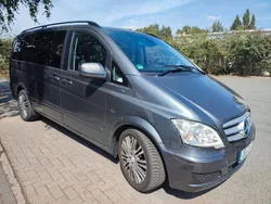 Grau Gebraucht 2011 Mercedes Viano Edition Van / Kleinbus | 19.500 € (Teuer)