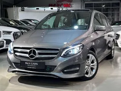 Grau Gebraucht 2019 Mercedes B180 Style Van / Kleinbus | 19.980 € (Guter Preis)