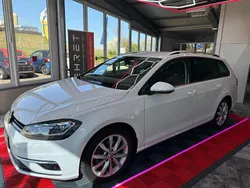 Pure white Gebraucht 2020 VW Golf VII Highline Kombi | 20.980 € (Etwas zu teuer)