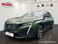 Olivine grün met. Gebraucht 2024 Peugeot 308 Allure Limousine | 31.990 € (Superpreis)