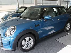 Island blue Gebraucht 2022 Mini ONE Classic Kleinwagen | 21.999 € (Teuer)