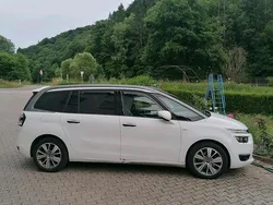 Weiß Gebraucht 2014 Citroën Grand C4 Picasso Start Van / Kleinbus | 5.800 € (Fairer Preis)