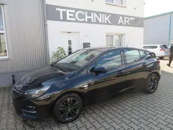 Schwarz Gebraucht 2020 Opel Astra Limousine | 11.999 € (Fairer Preis)