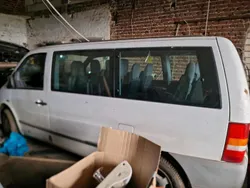 Weiß Gebraucht 2000 Mercedes Vito Van / Kleinbus | 1.900 €