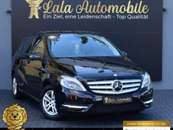 Schwarz Gebraucht 2014 Mercedes B180 Van / Kleinbus | 9.890 € (Fairer Preis)