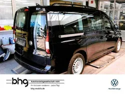 Schwarz Gebraucht 2022 VW Caddy Maxi Life Van / Kleinbus | 25.430 € (Superpreis)