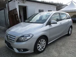 Silber Gebraucht 2014 Mercedes B180 Van / Kleinbus | 9.490 € (Guter Preis)