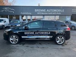 Schwarz Gebraucht 2016 Renault Clio IV LIMITED Limousine | 6.290 € (Guter Preis)