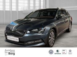 Grau Gebraucht 2021 Skoda Superb Style Kombi | 22.850 € (Fairer Preis)