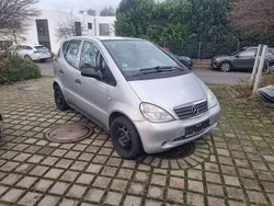 Silber Gebraucht 2000 Mercedes A140 Classic Van / Kleinbus | 500 € (Fairer Preis)