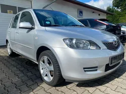 Silber Gebraucht 2004 Mazda 2 Active Van / Kleinbus | 850 € (Superpreis)