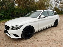 Weiß Gebraucht 2019 Mercedes C200 Kombi | 20.500 €