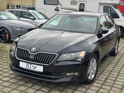 Schwarz Gebraucht 2018 Skoda Superb Limousine | 12.490 € (Guter Preis)