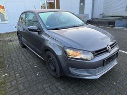 Grau Gebraucht 2010 VW Polo Comfortline Kleinwagen | 4.700 € (Fairer Preis)