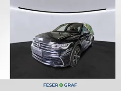 Deep black perleffekt Gebraucht 2023 VW Tiguan Allspace R-line SUV | 40.950 € (Etwas zu teuer)