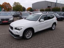 Weiß Gebraucht 2014 BMW X1 Advantage SUV | 14.000 € (Etwas zu teuer)