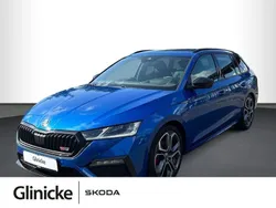 Raceblau metallic Gebraucht 2022 Skoda Octavia RS Kombi | 24.720 € (Etwas zu teuer)