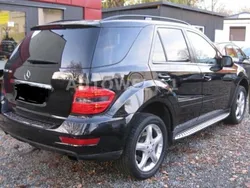 Schwarz Gebraucht 2008 Mercedes ML320 SUV | 10.500 €