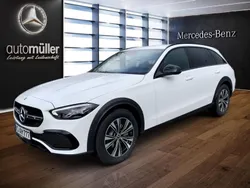 Weiß Gebraucht 2023 Mercedes C220 Avantgarde Kombi | 47.490 €