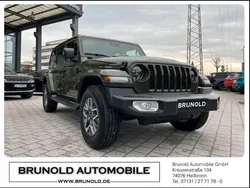 Grün Gebraucht 2023 Jeep Wrangler Unlimited Sahara SUV | 69.900 € (Teuer)