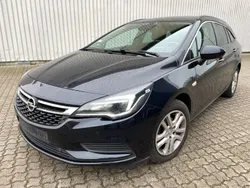 Schwarz Gebraucht 2018 Opel Astra Innovation Kombi | 5.700 € (Guter Preis)