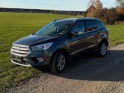 Grau Gebraucht 2017 Ford Kuga Titanium SUV | 12.490 € (Superpreis)