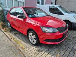 Rot Gebraucht 2016 Skoda Fabia Kleinwagen | 5.350 € (Superpreis)