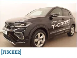 Deep black perleffekt (schwarz) Gebraucht 2024 VW T-Cross R-line SUV | 29.885 € (Etwas zu teuer)