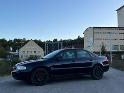 Blau Gebraucht 1995 Audi A4 Limousine | 499 €