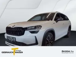 Weiß Gebraucht 2024 Skoda Kodiaq SportLine SUV | 49.870 €