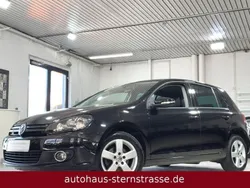 Schwarz Gebraucht 2011 VW Golf VI Team Limousine | 7.980 € (Fairer Preis)
