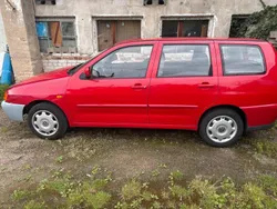 Rot Gebraucht 1998 VW Polo Kombi | 1.200 €