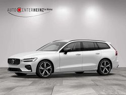 Crystal white pearl Gebraucht 2024 Volvo V60 Plus Kombi | 49.900 €