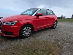 Rot Gebraucht 2018 Audi A1 Sportback Ambiente Kleinwagen | 13.550 € (Guter Preis)