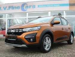 Orange Gebraucht 2021 Dacia Sandero Comfort Kleinwagen | 15.900 € (Fairer Preis)