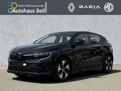 Black pearlschwarz metallic ( Gebraucht 2023 Renault Mégane Equilibre Limousine | 25.990 € (Superpreis)