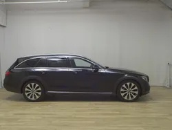 Ung schwarz unilack Gebraucht 2018 Mercedes E220 Avantgarde Kombi | 25.780 € (Guter Preis)
