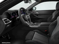 Black sapphire metallic Gebraucht 2024 BMW 420 Comfort Edition Coupé | 51.174 € (Teuer)