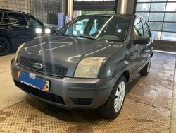 Grau Gebraucht 2005 Ford Fusion Kleinwagen | 2.500 € (Etwas zu teuer)
