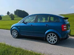 Blau Gebraucht 2004 Audi A2 S-Line Kleinwagen | 9.800 €
