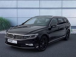 Deep black perleffekt Gebraucht 2023 VW Passat Elegance Kombi | 37.990 €