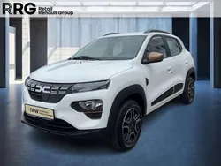 Weiß (kaolinweiß (weiß)) Gebraucht 2024 Dacia Spring Extreme Kleinwagen | 15.890 € (Fairer Preis)