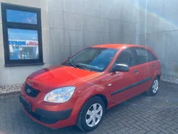 Rot Gebraucht 2007 Kia Rio 2 Kleinwagen | 2.299 € (Fairer Preis)