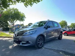 Grau Gebraucht 2013 Renault Scénic III Bose Edition Van / Kleinbus | 4.290 € (Guter Preis)