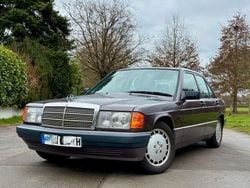 Grau Gebraucht 1991 Mercedes 190 Limousine | 7.990 €